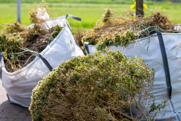Best Commercial Cleanout Services  in Emporia, KS